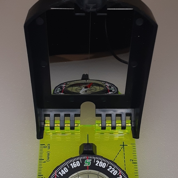 Explorer Compass - Picture 3 of 11